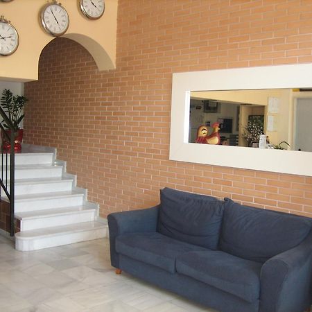 Hostal Madruga Ельче Екстер'єр фото